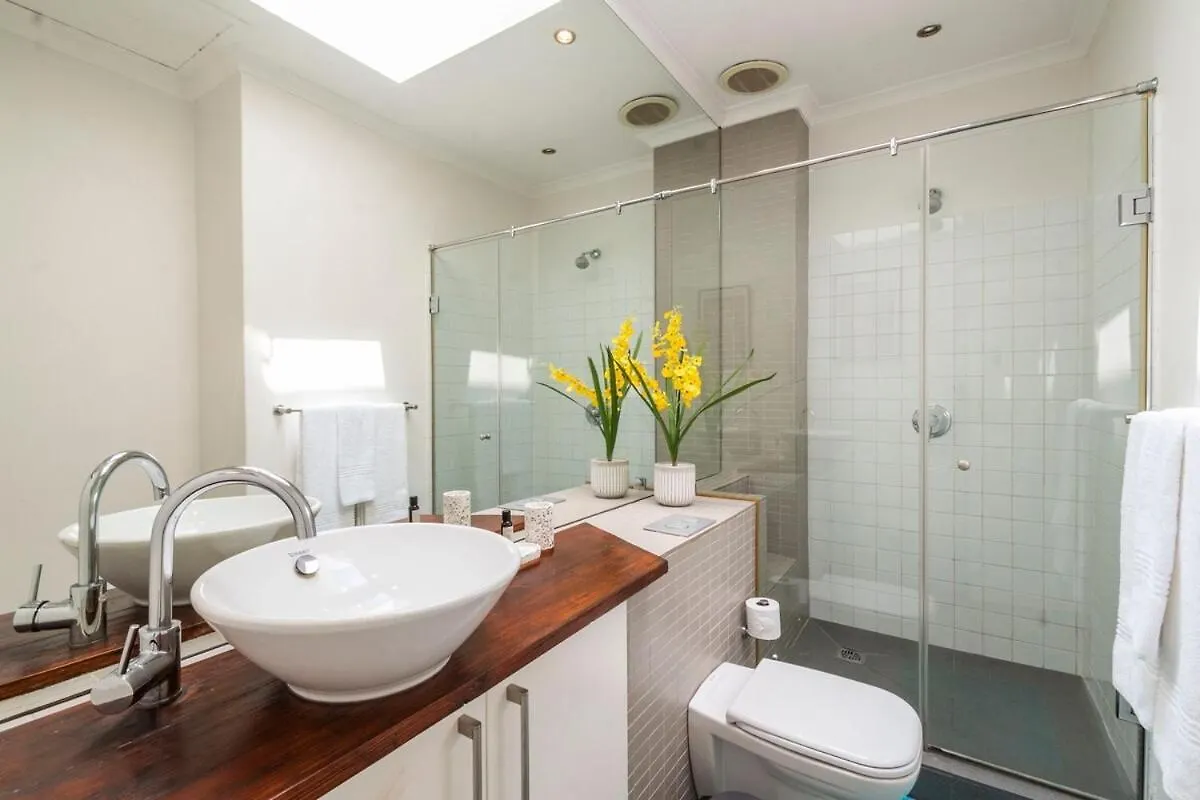 Multi-Level Skyline Sanctuary Villa Cape Town 0*,  South Africa